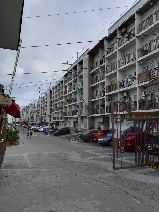 Emmanuel'S Service Apartment Near The Airport Manila Zewnętrze zdjęcie